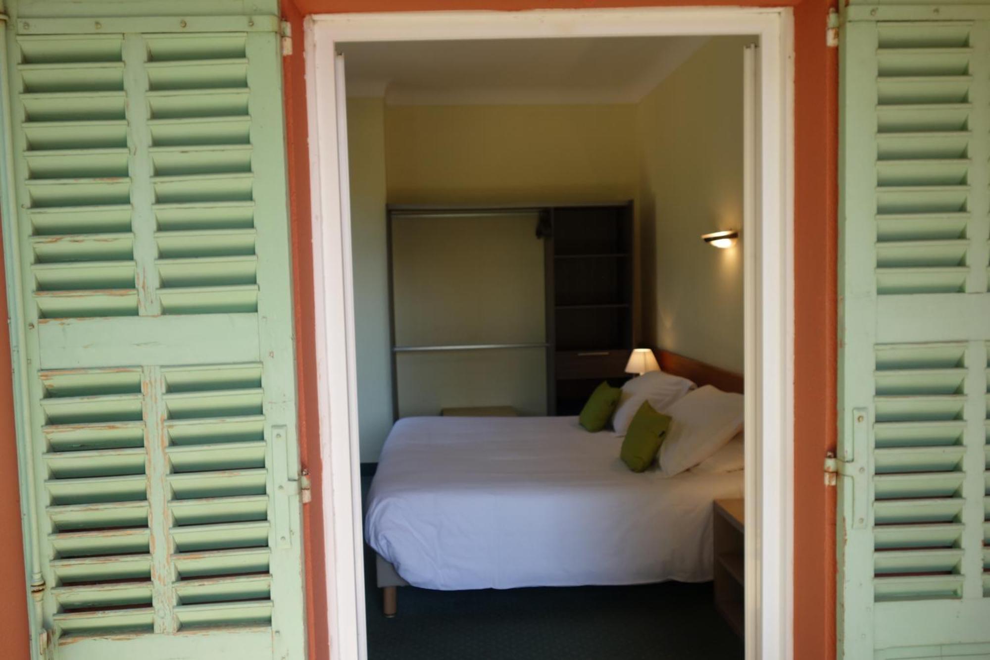 Saint-Vallier-de-Thiey Hotel Le Prejoly חדר תמונה