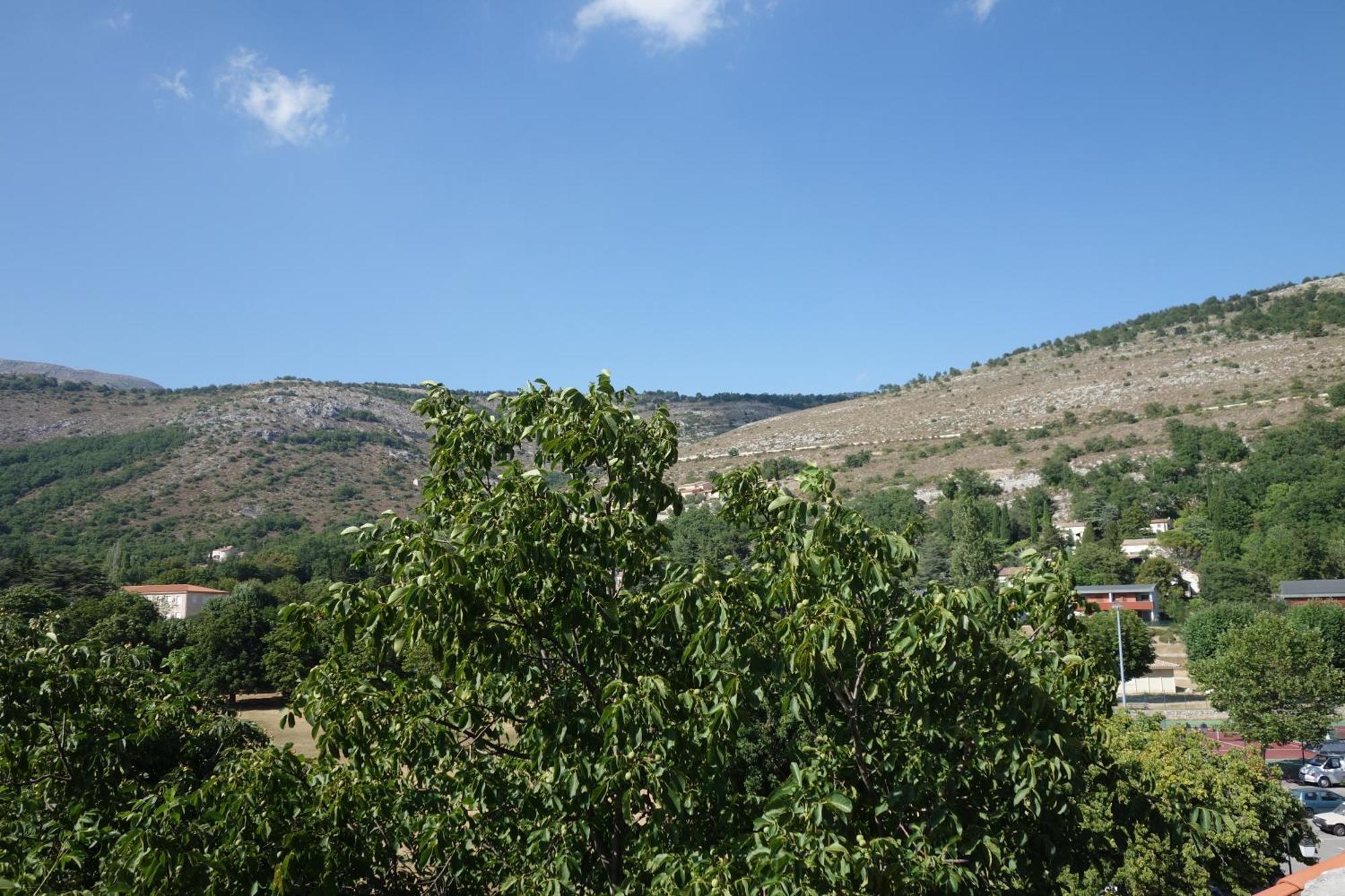 Saint-Vallier-de-Thiey Hotel Le Prejoly חדר תמונה