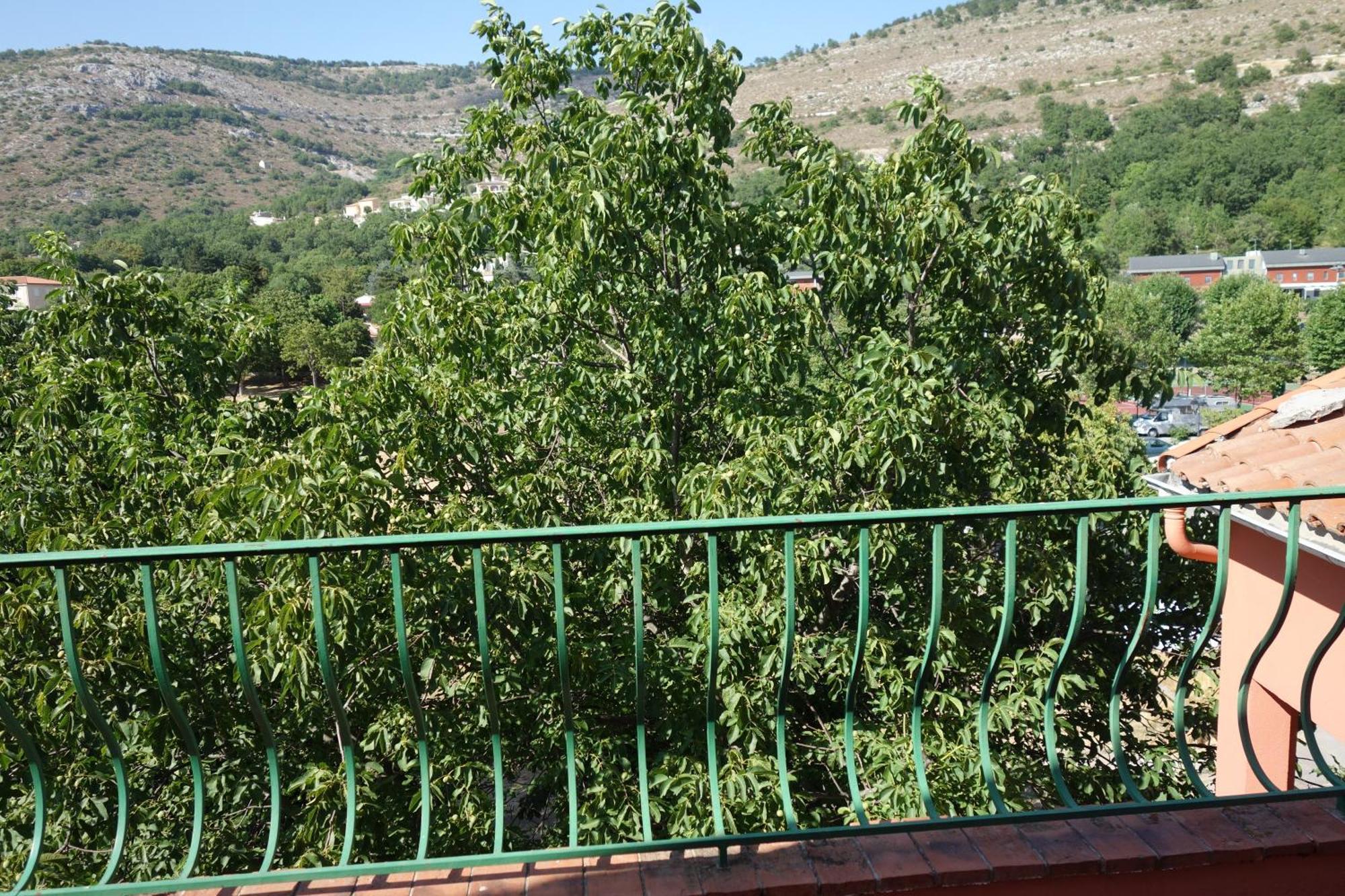 Saint-Vallier-de-Thiey Hotel Le Prejoly חדר תמונה