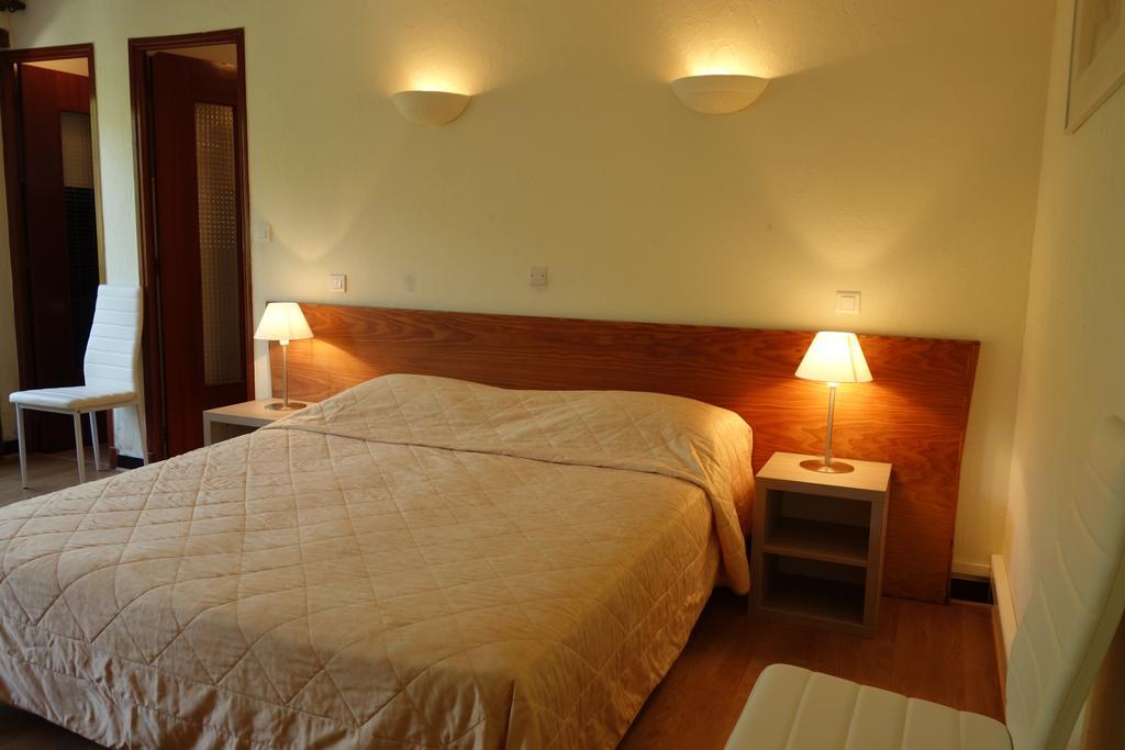 Saint-Vallier-de-Thiey Hotel Le Prejoly חדר תמונה